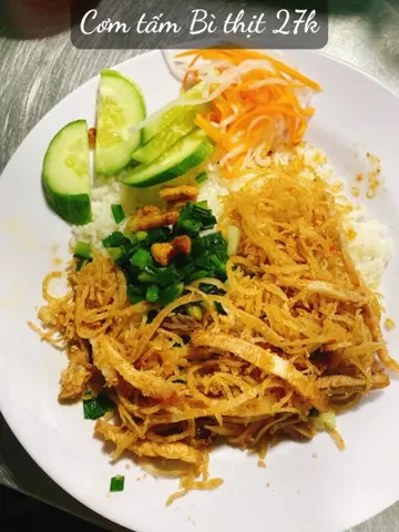 Hình ảnh Cơm tấm bì thịt(hình thật quán tôi)