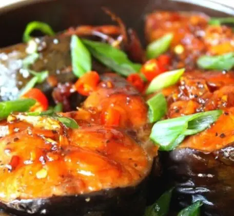 Hình ảnh Cá hú kho tiêu