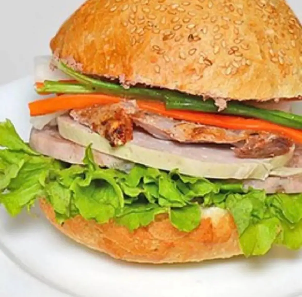 Hình ảnh Hamburger chả bơ pate