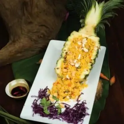 Hình ảnh Cơm chiên trái thơm chay