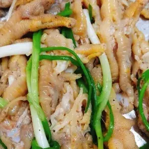 Hình ảnh Chân gà hấp hành