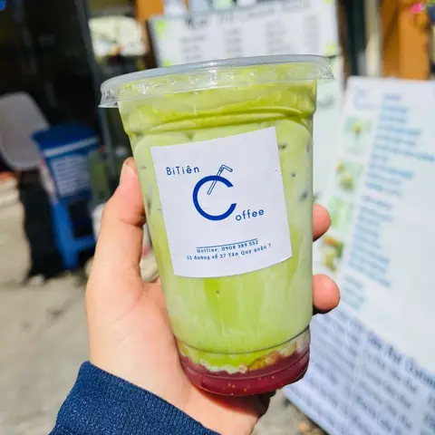 Hình ảnh Matcha sữa gấu dâu