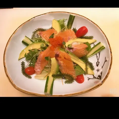 Hình ảnh SAKE ABO SARADA (Cá Hồi Bơ Salad)