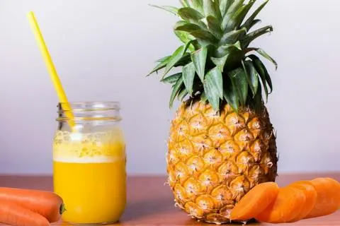Hình ảnh Ép cà rốt - thơm
