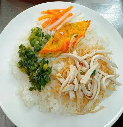 Hình ảnh Cơm bì chả