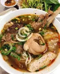 Hình ảnh Bún bò đặc biệt