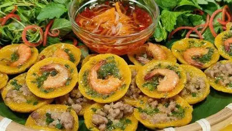 Hình ảnh Bánh khọt tôm thịt ( 10 cái )