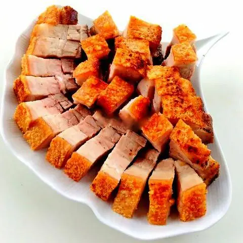 Hình ảnh Ba rọi heo quay