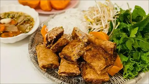 Hình ảnh Bún nem