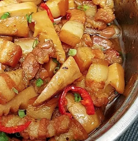 Hình ảnh Thịt kho măng