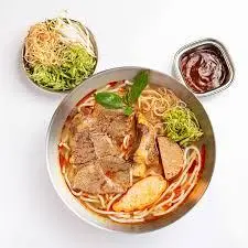 Hình ảnh Bún bò nạm chả