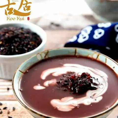 Hình ảnh Chè nếp than sữa dừa