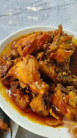 Hình ảnh Cơm gà kho gừng