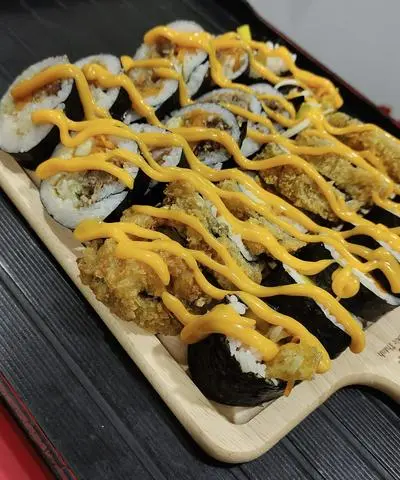 Hình ảnh Kimbap chiên xù