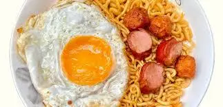 Hình ảnh Mì trộn trứng