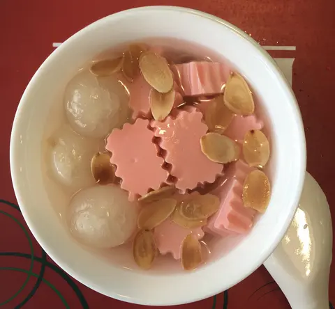 Hình ảnh Khúc bạch dâu vải