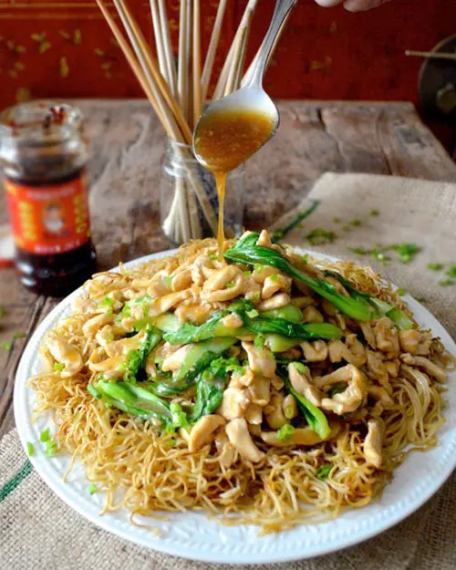 Hình ảnh Mì xào gà xé