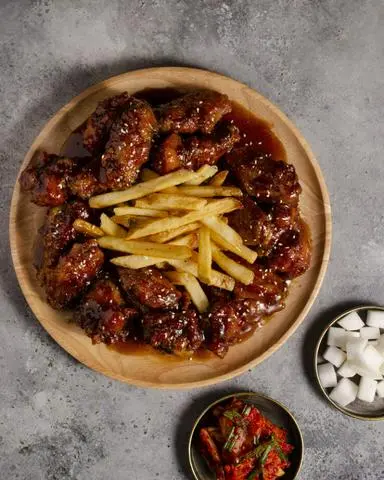 Hình ảnh Cánh gà rán xốt galbi