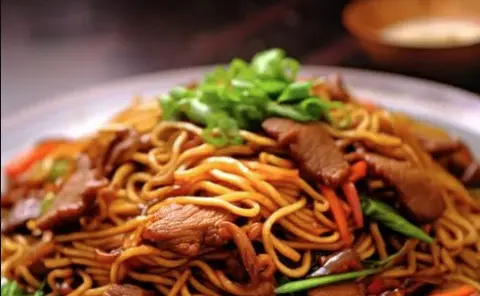 Hình ảnh Mì xào bò