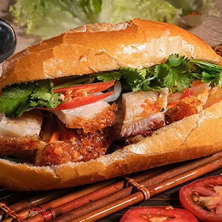 Hình ảnh Bánh mì heo quay