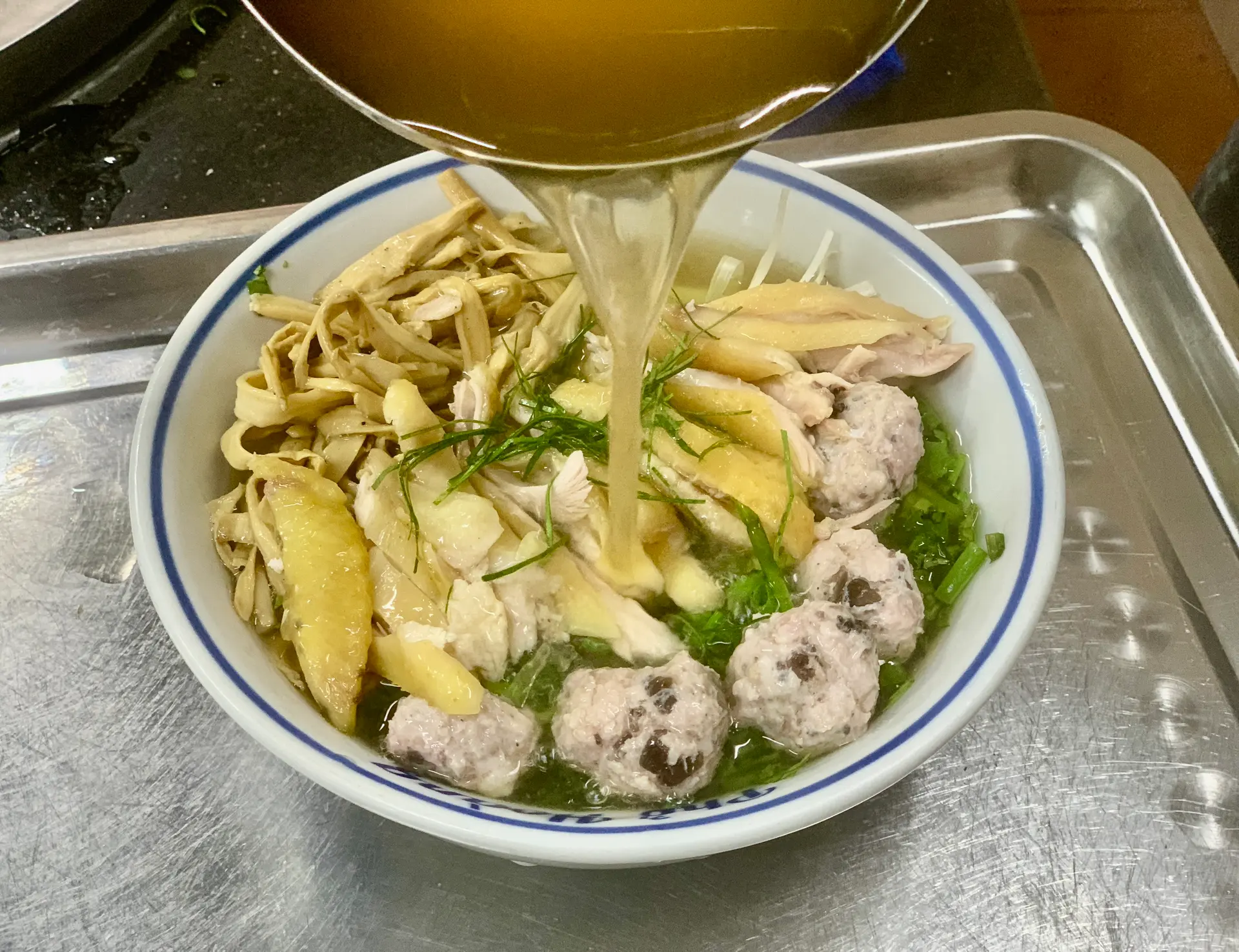 Hình ảnh Phở gà mọc