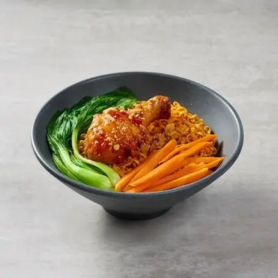Hình ảnh Mì trộn đùi gà