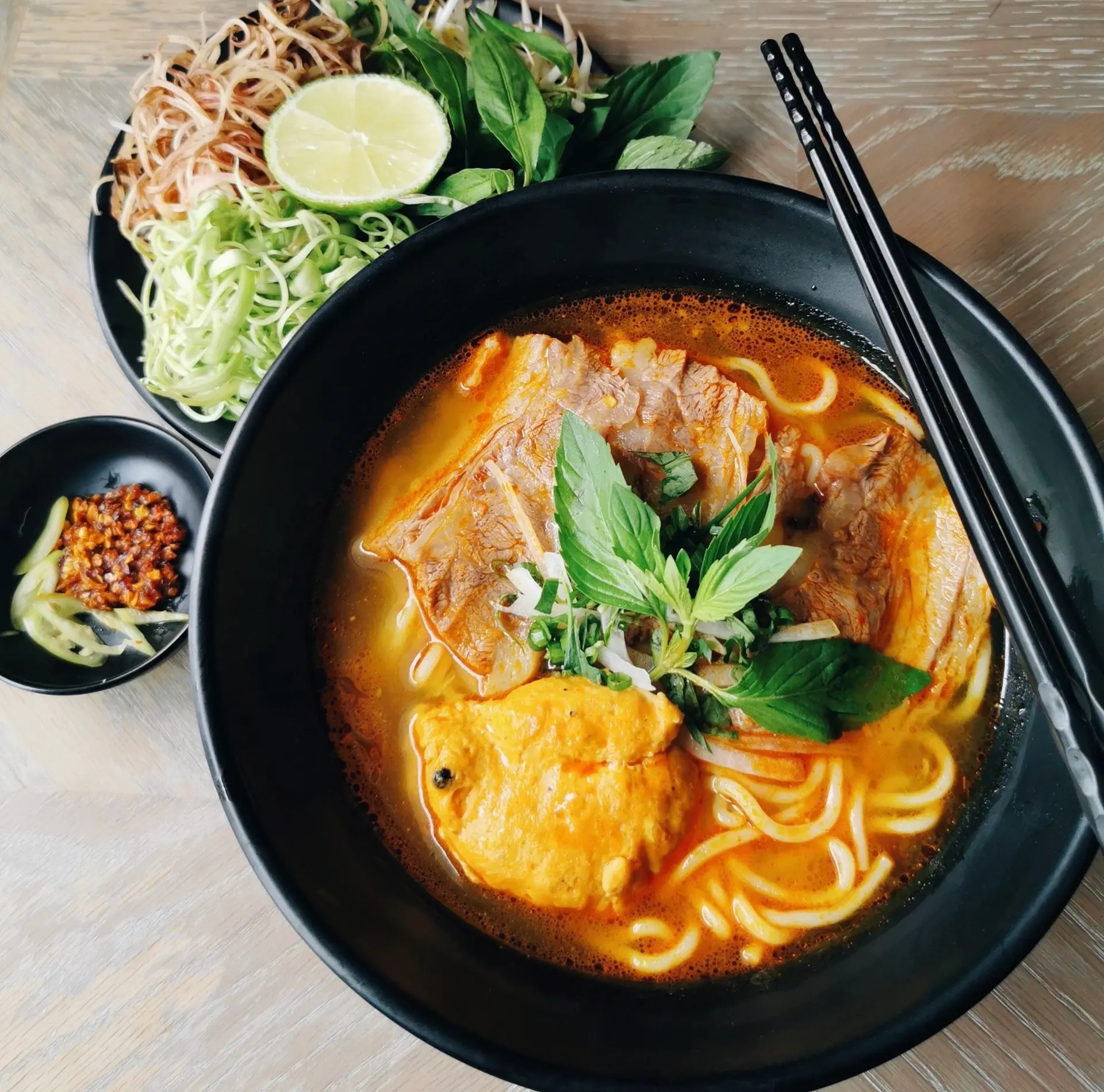 Hình ảnh Bún bò Huế tô thường