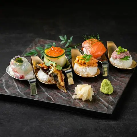 Hình ảnh Sushi muỗng