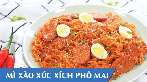 Hình ảnh Mỳ xào xúc xích
