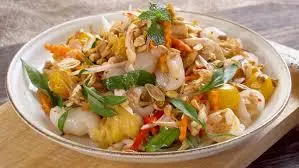 Hình ảnh Đĩa cổ cánh gà-Tặng kèm cháo và gỏi