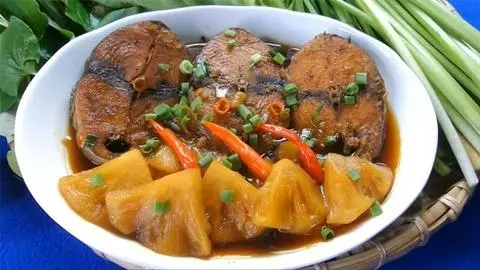 Hình ảnh Com Cá ngừ kho thơm