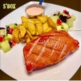 Hình ảnh Lườn ngỗng xông khói sốt cam