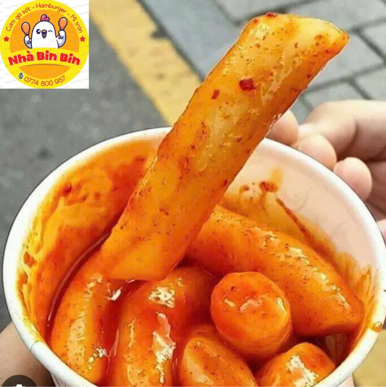 Hình ảnh Tokbokki sốt Hàn Quốc