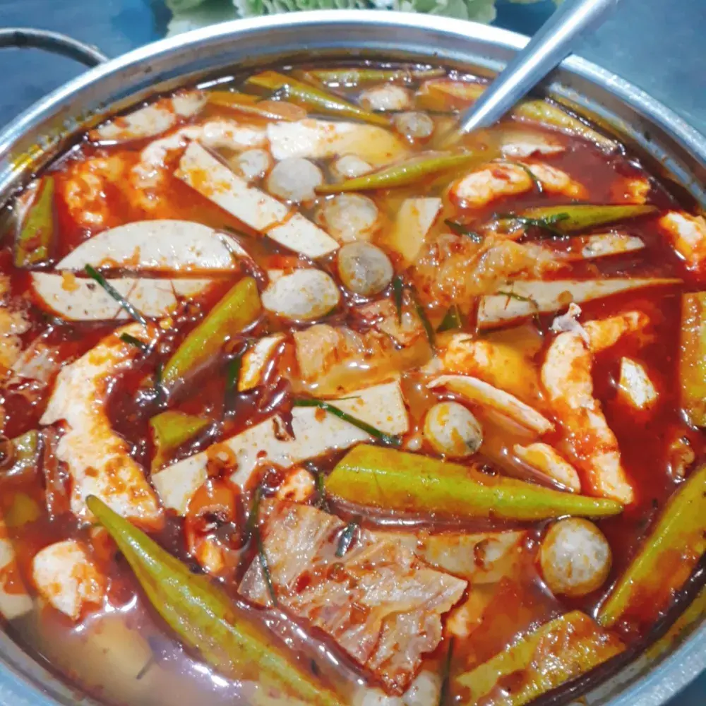 Hình ảnh Lẩu Thái Lớn