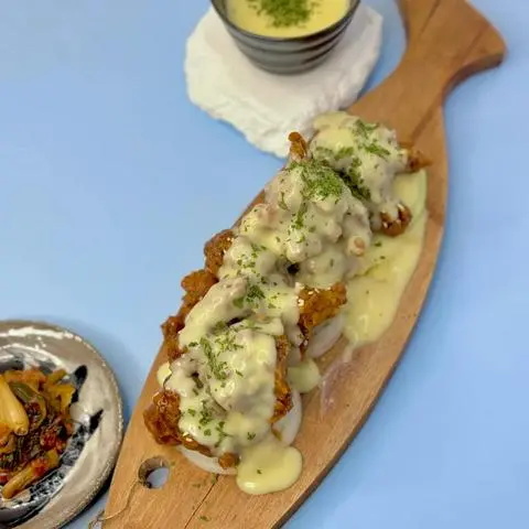 Hình ảnh Fillet đùi gà tắm bơ tỏi