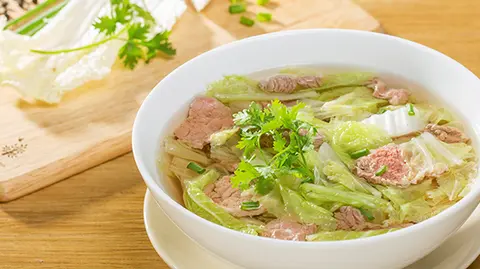 Hình ảnh Canh cải thảo nấu thịt bằm