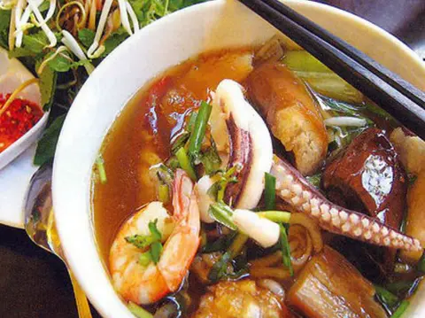 Hình ảnh Bún mắm đặc biệt