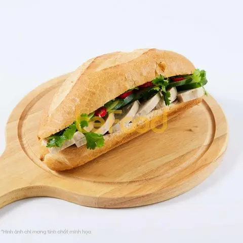 Hình ảnh Bánh mì chả lụa muối tiêu đặc biệt