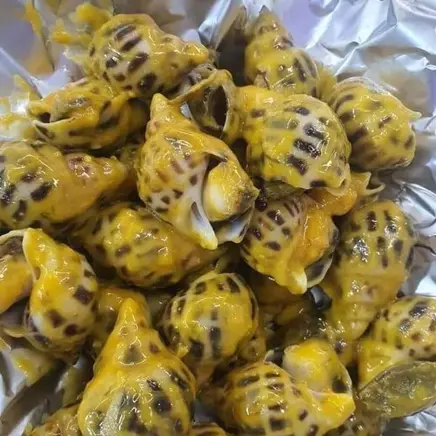 Hình ảnh Ốc hương trứng muối