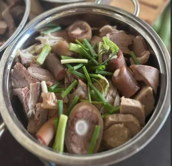 Hình ảnh Lẩu đuôi bò