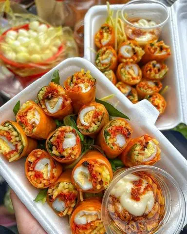 Hình ảnh Bánh tráng cuốn sốt me