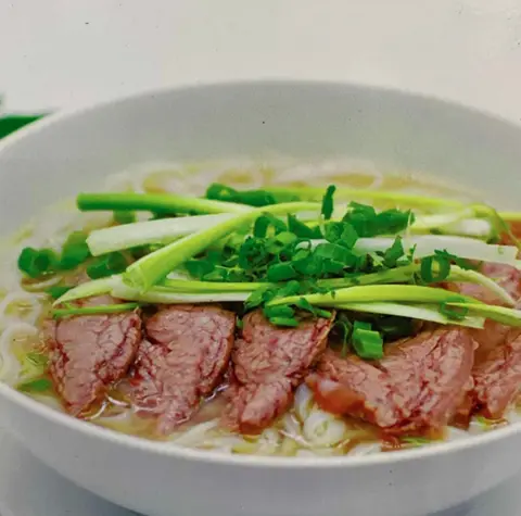 Hình ảnh Chén nạm thêm