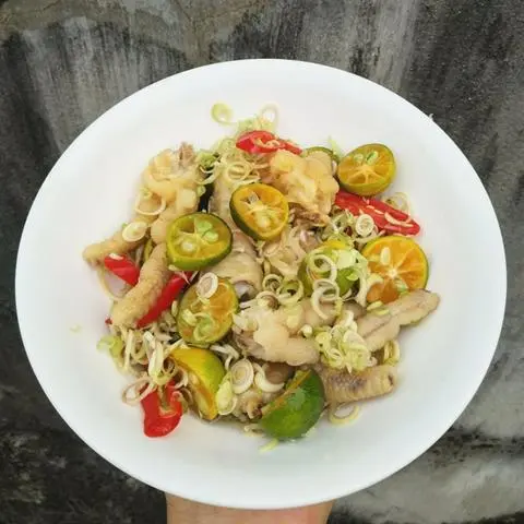 Hình ảnh Chân gà sả tắc