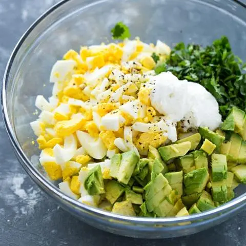 Hình ảnh Salad trứng gà - bơ trái