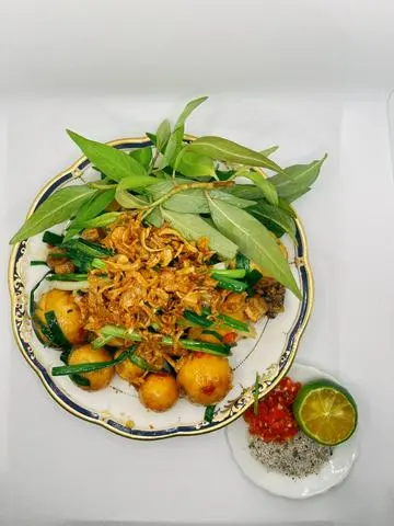 Hình ảnh Trứng gà non chiên nước mắm