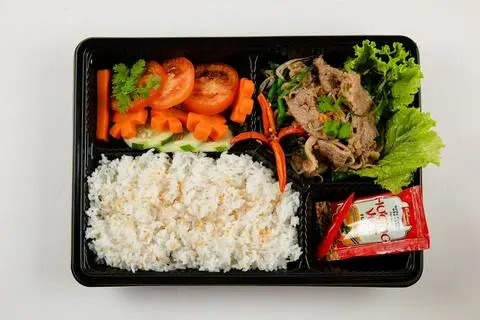 Hình ảnh Cơm bò xào giá hẹ - canh