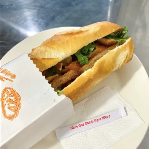 Hình ảnh Bánh mì chay