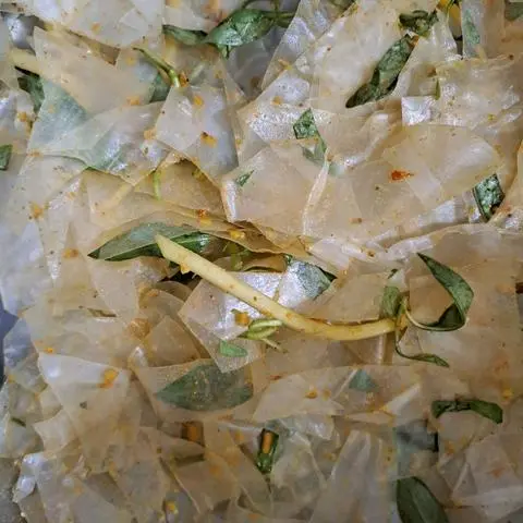 Hình ảnh Dẻo sương trộn muối nhuyễn hành phi không trứng chay