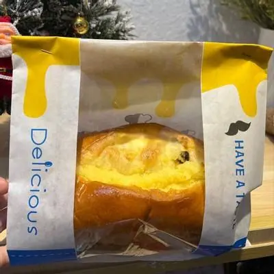 Hình ảnh Bánh mì nho dừa