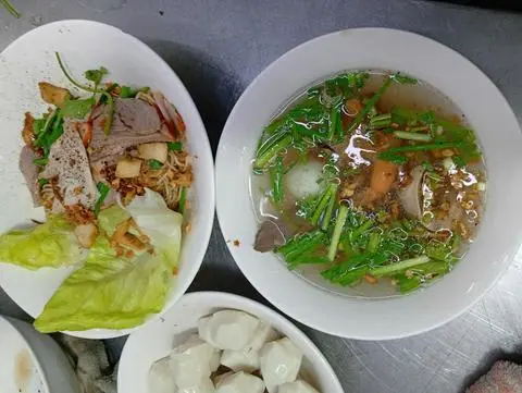 Hình ảnh Mì thập cẩm khô
